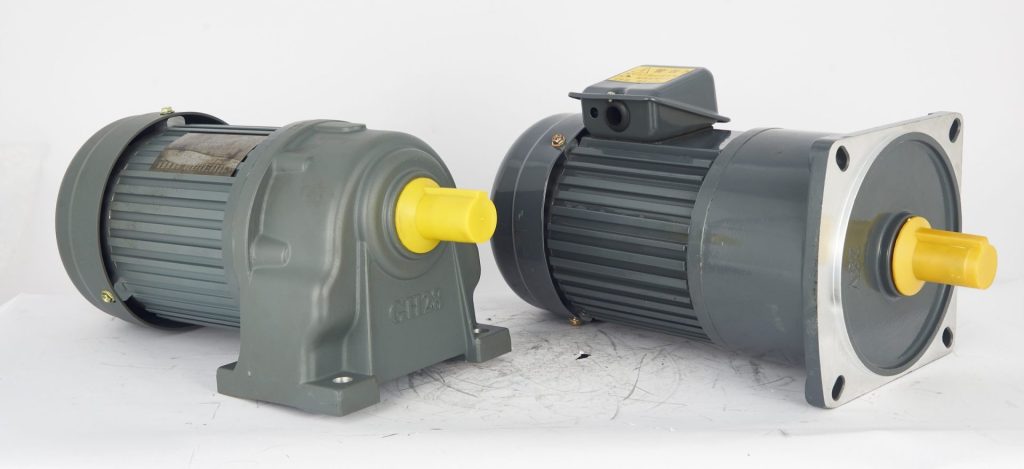 Lưu ý khi sử dụng motor giảm tốc 220v