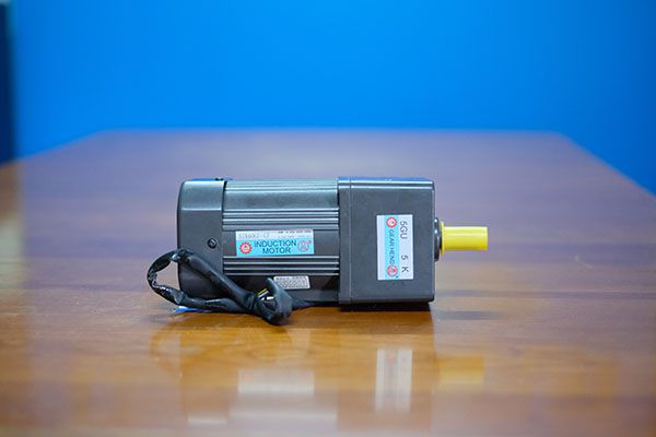 Địa chỉ cung cấp motor giảm tốc mini uy tín