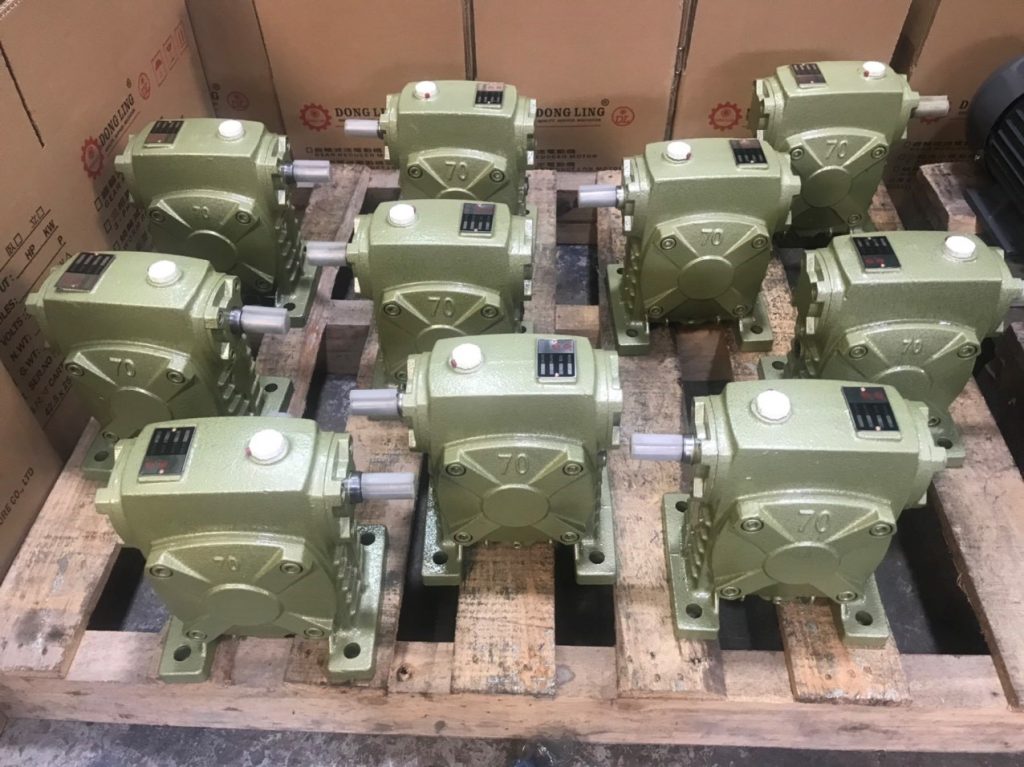 Hộp số trục vuông góc là gì